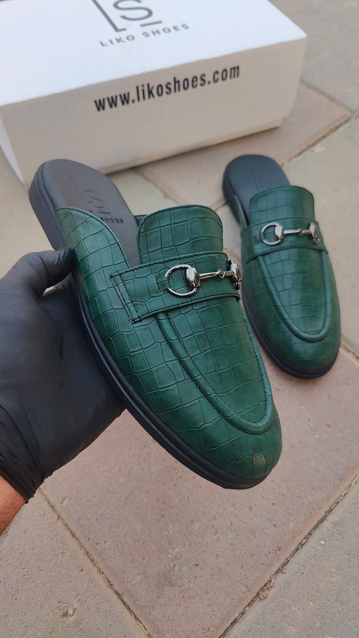 Luxe Bite Mule - Emerald Green