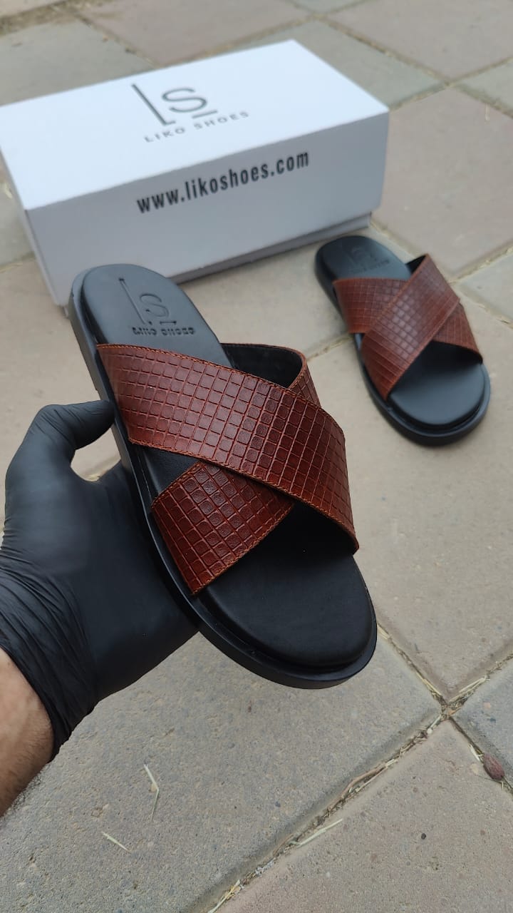 royal cross slide Brown