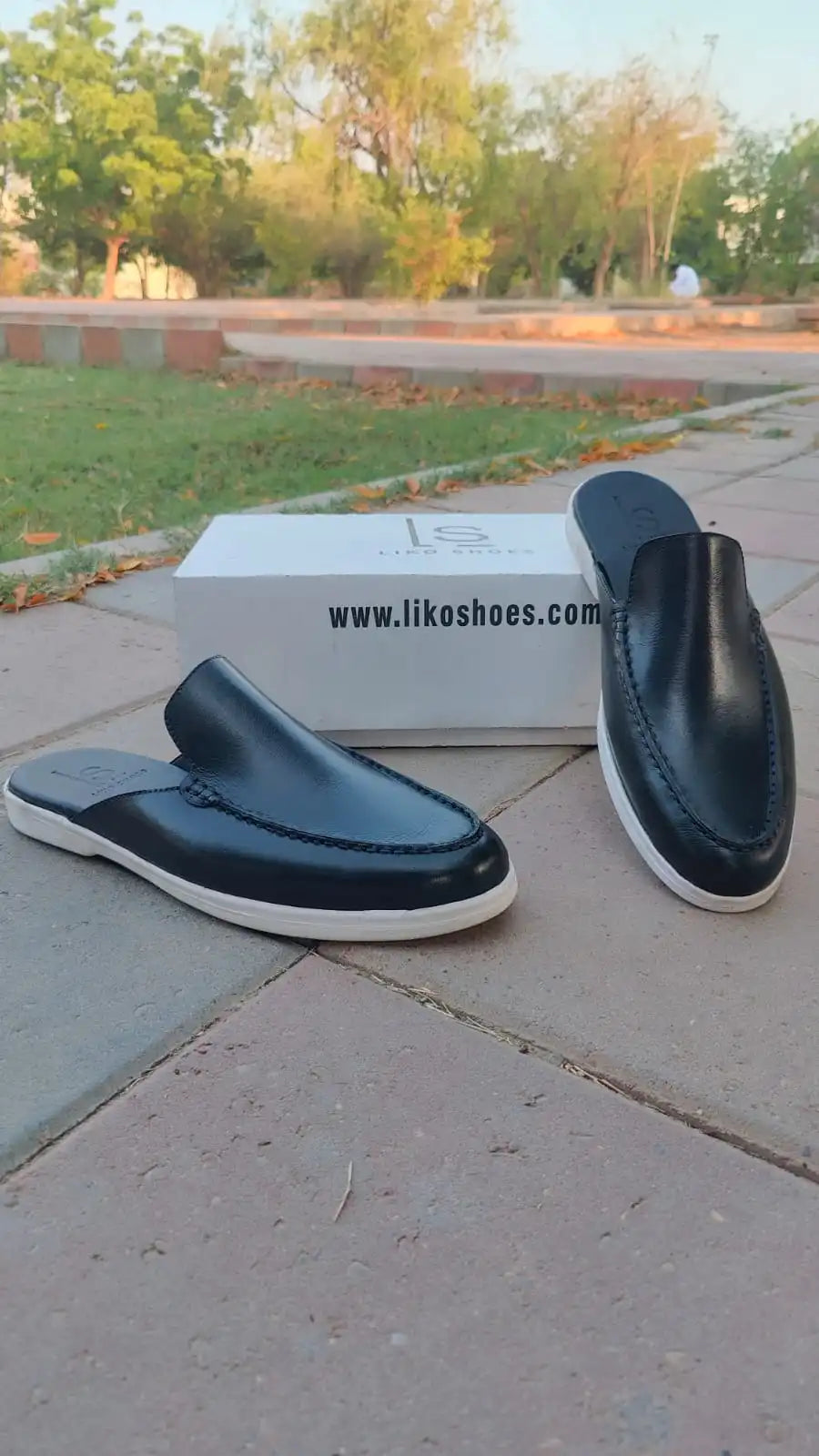Velora Leather Mule