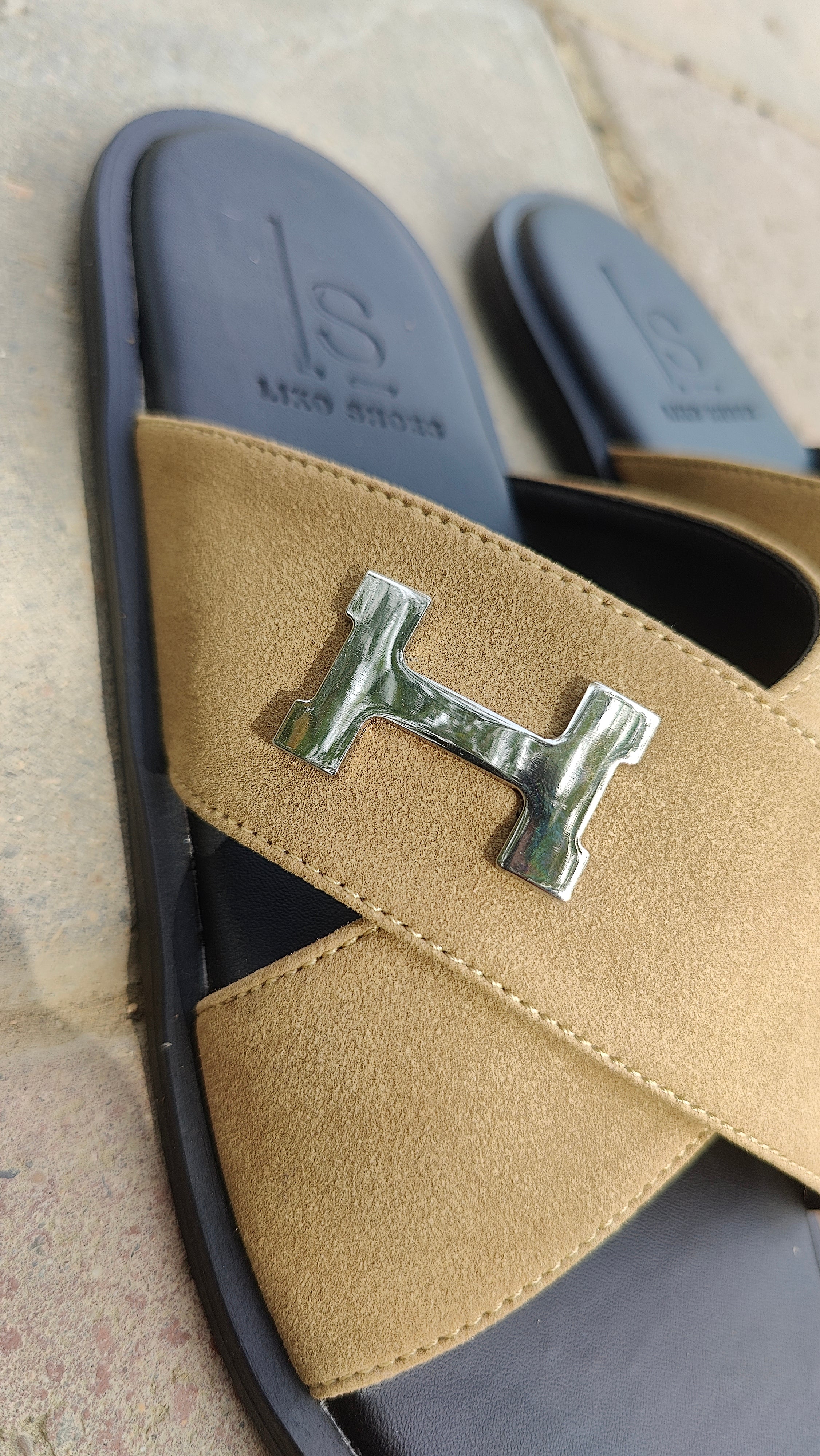 Hermes up sued slide. (Inspired by Hermes Paris)